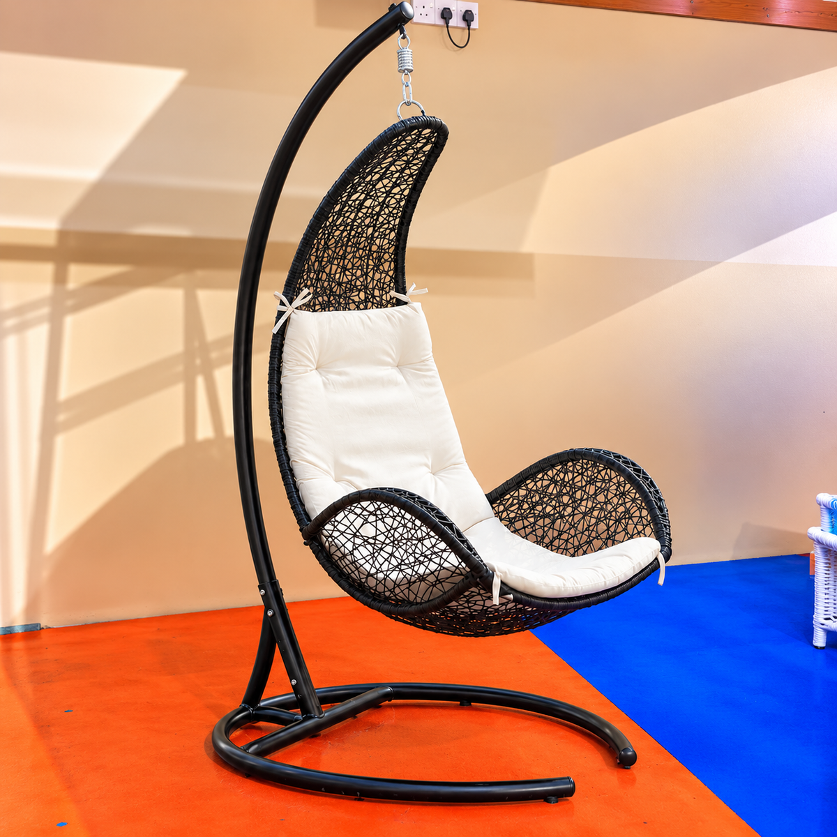 Single Egg Swing 002