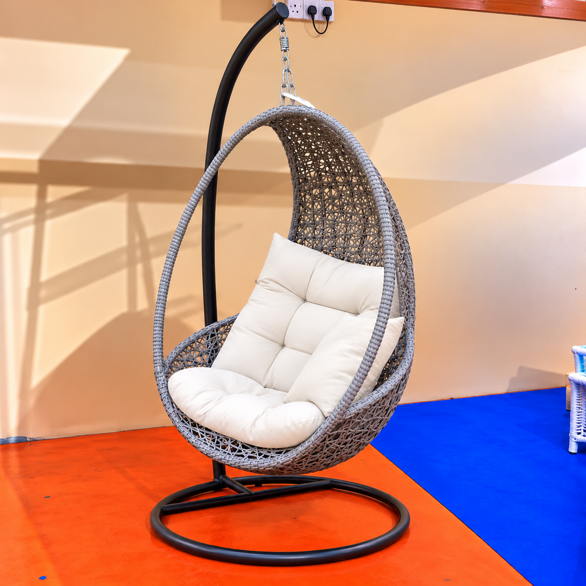 Single Egg Swing 003