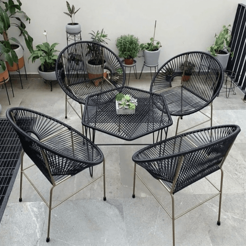 Hcs Oval Chairs With Table Set 001 240500032