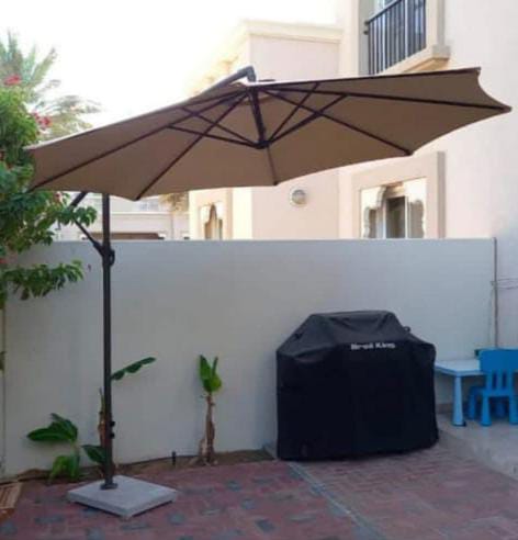 Premium Outdoor Umbrella – Shade in Style