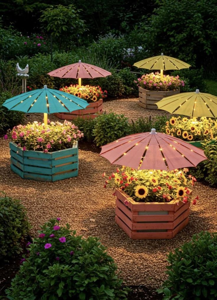 HCS Wooden planter