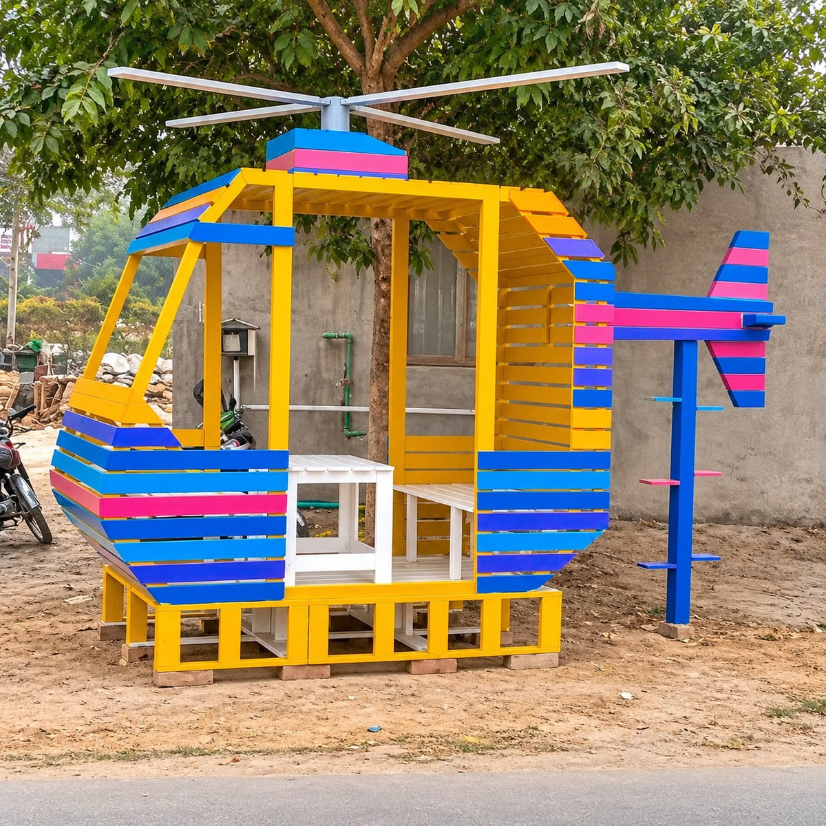 Wooden Pallet Helicopter Garden Display (6 x 10 x 8 ft)