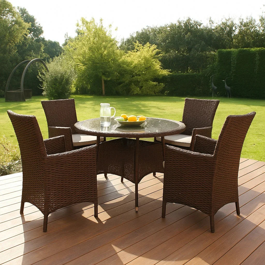 Rattan 4 chairs and 1 table