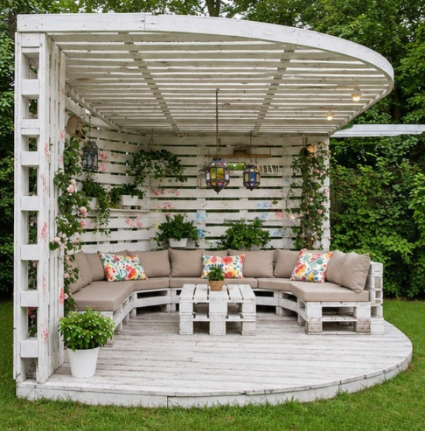 Wooden Pallet Structure 10x10
