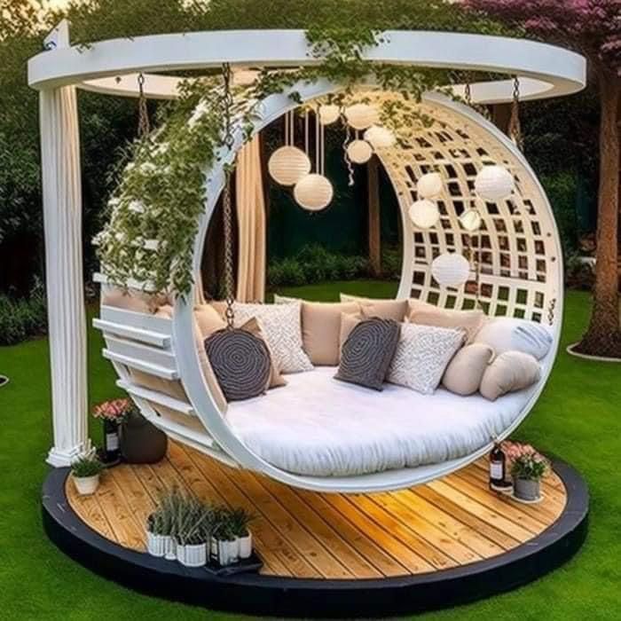 Crescent Moon Pallet Swing Daybed with Pergola Frame
